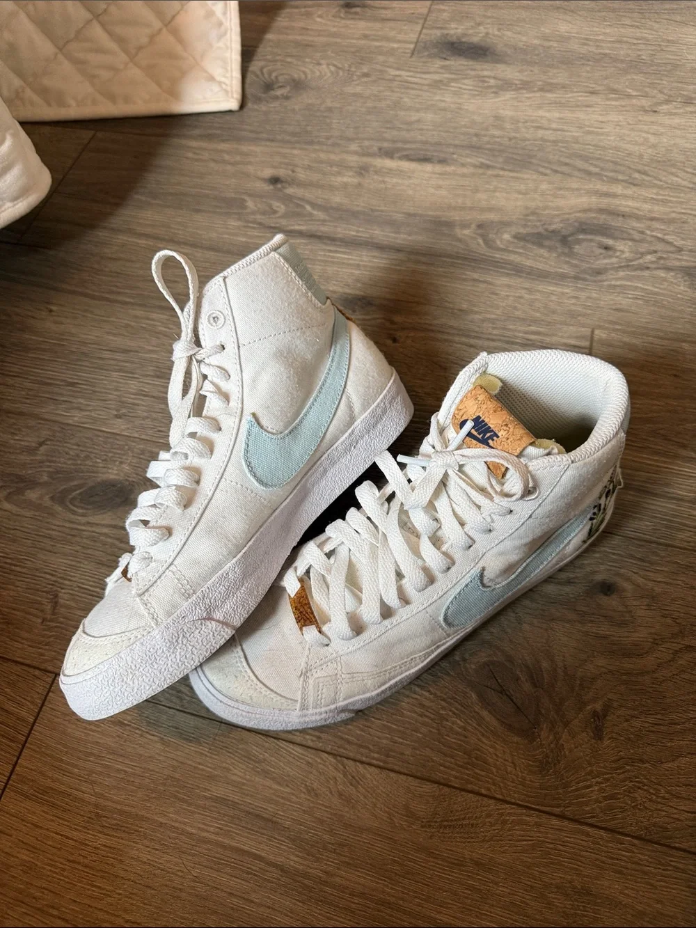 Nike Blazers Mid 77 (Women’s)
